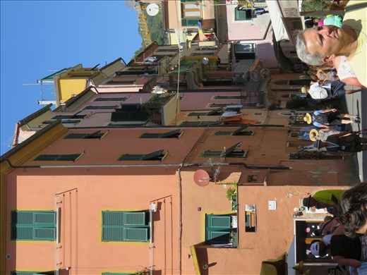 Monterosso - strretscape