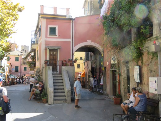 Monterosso - streetscape