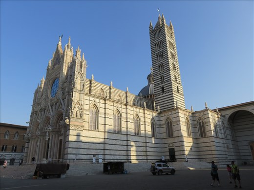 Siena - Duomo - early morning - hardly any tourists