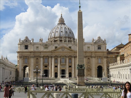Rome - St Peter's Basilica and square - just outside vatican boundary