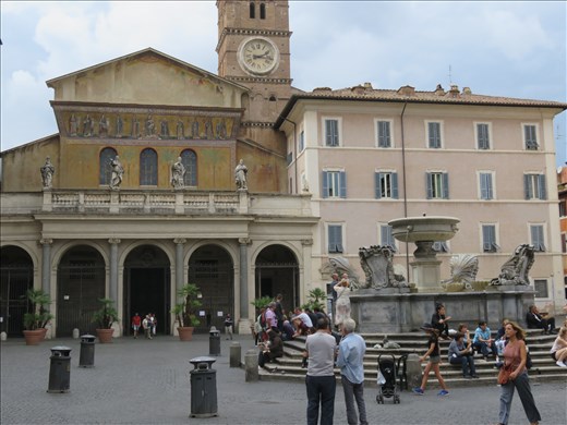Rome - Trastevere - main piazza