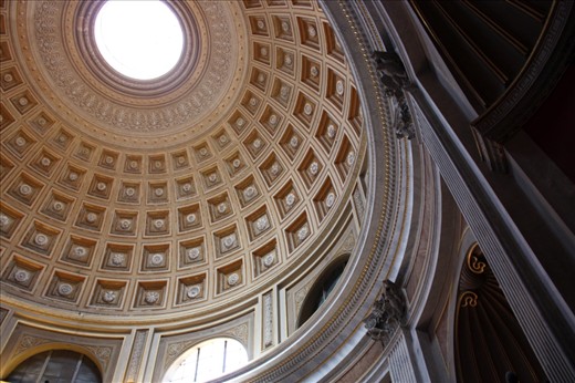 Cathedral ceilings and beautiful light do not make it difficult to photograph such amazing architecture 
