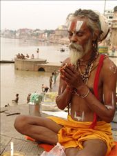 It may be fanciful, but I feel that I have somehow shared in this religious experience - that the act of carefully focusing my lens on the minute details of the sadhu's actions gave me insight that mere observation could not.: by jwvaranasi, Views[262]