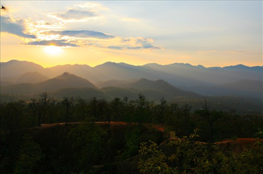 Sunset over the mountains of Pai