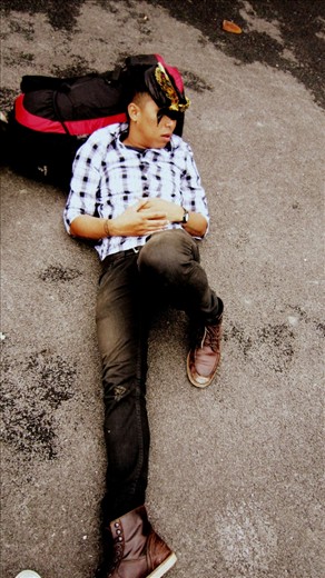 It's called 'Sleep Street' style - he was so exhausted tho