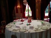 Simple and elegant table setting: by kakimono, Views[223]