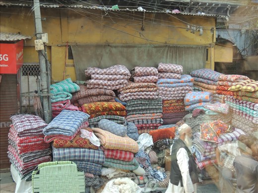 sleep train delhi store