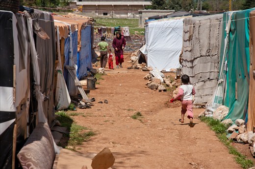 Newly constructed refugee camps are composed of small tents, not bigger than the size of a small bedroom, in which an entire family sleeps. Sometimes it’s a dozen of people all sleeping in a 2.5 square meters room. It’s even worse, especially when new refugees arrive. Older refugees tend to share their space until the new-comers get registered so they can benefit from a new tent. Poverty is rampant throughout this temporary settlement. The number of refugees living without help is increasing, and accommodation is scarce. Access to adequate health care services, water and sanitation is becoming increasingly problematic. 