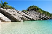 Antonia Island is one of the famous islets because of its pristine beauty: white sand,  crystal clear water and magnificent rock formations.  It is one of the best sites for snorkeling.
: by karrie, Views[886]