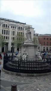 the other side of the statue: by kate_holla86, Views[132]
