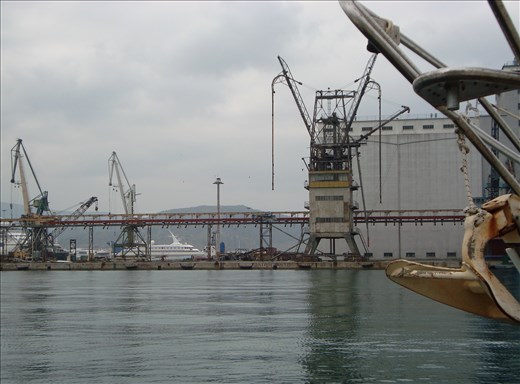 The old commercial port is also there to show that Greece is more than its sun.