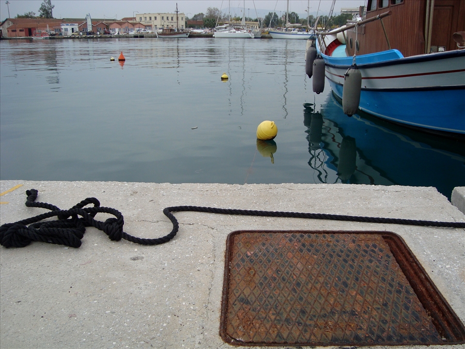 The port of Volos, a greek city, is usually used for fishing.