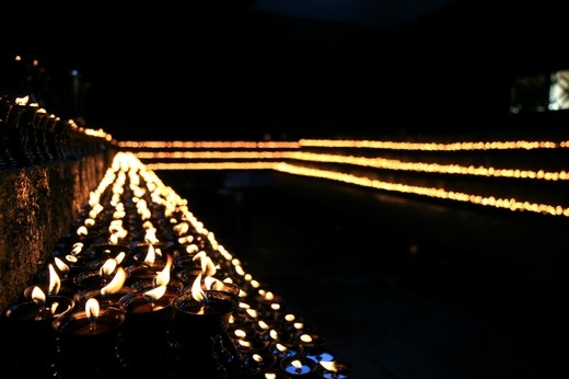The Ever-lasting Oil Lamp in Tibet