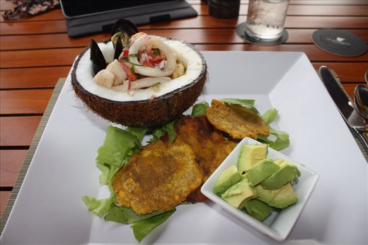 Ceviche, Patacones, aguacate