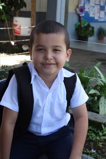 Niño at the escula