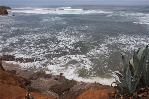 Pacific behind the casa