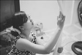 In this photo, my sister was preparing paper to draw a paint for her baby.: by khangnguon, Views[310]