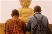 Praying monks in Sichuan at the top of the Emeishan mountain : by kilbilina, Views[390]