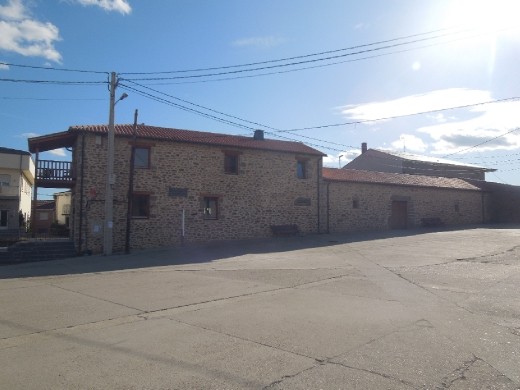 Albergue at Rionegro del Puente