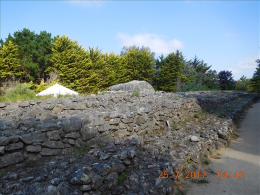 Burial Mound for ONE Important person