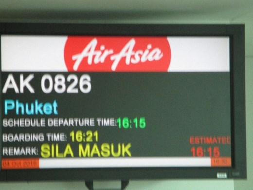 Leaving Kuala Lumpur to go to Phuket for a night before catching a boat to Koh Phi Phi.