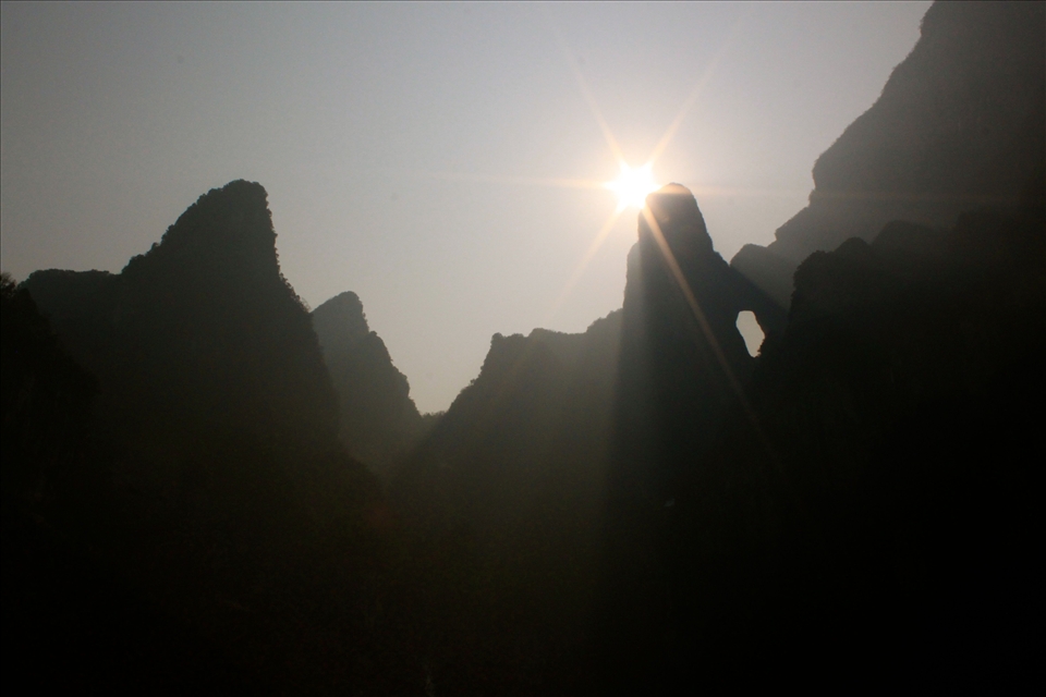 Looking at Tianzishan