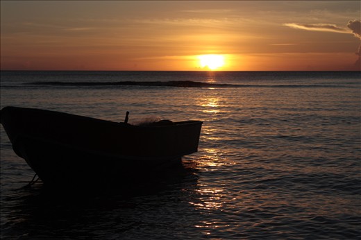 Uwian Na (A Day's End) - a local fisherman's boat retires after a long day's work