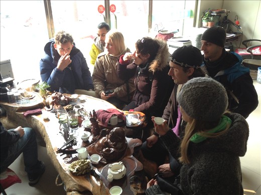 Drinking tea at a tea shop in Mouping
