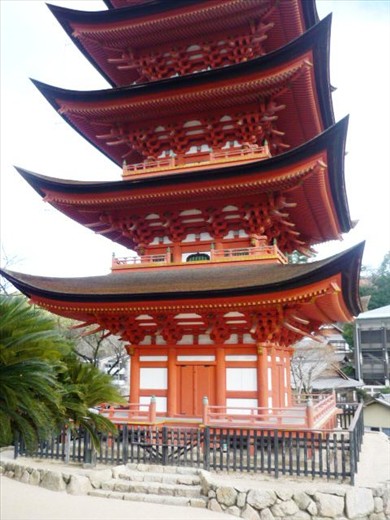 The famous tower- Toyokuni Shrine (Senjokaku)