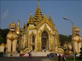 Shwedagon Pagoda, Yangon: by kpow, Views[241]