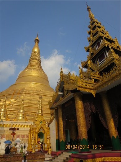 Shwedagon Pagoda, Yangon