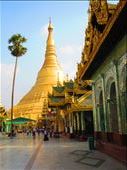 Shwedagon Pagoda, Yangon: by kpow, Views[240]