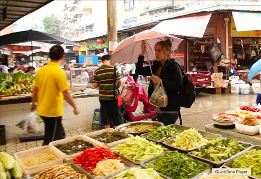 Krista wandering the spice markets in Chengdu, the capitol Sichuan Province