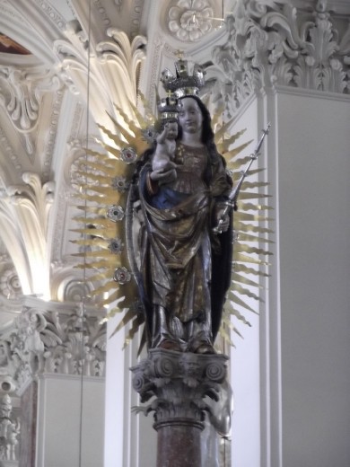 Marian statue, Maria Zell
