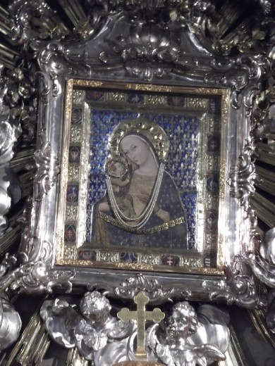 Treasury Altar picture