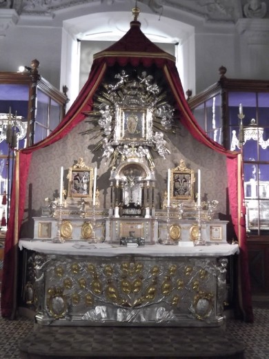 Treasury Altar