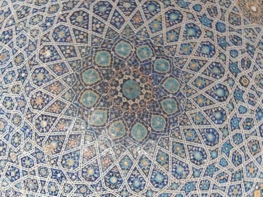Tura Beg Main dome ceiling closeup