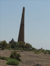 Konya Urgench Minaret - the tallest baked-brick minaret in Central Asia, now 60 m, but originally had at least another 3-4 m.: by krodin, Views[554]