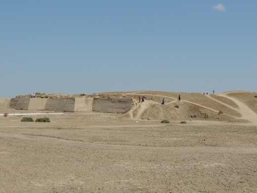 Pagan - Pre-Islamic Fortress - not yet excavated:(