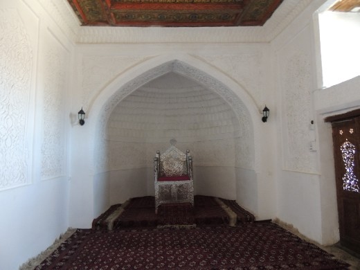 Ruler's silver throne (orginal now in Moscow)