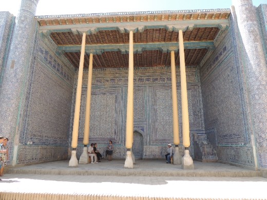 ruler's residence entertainment courtyard 2