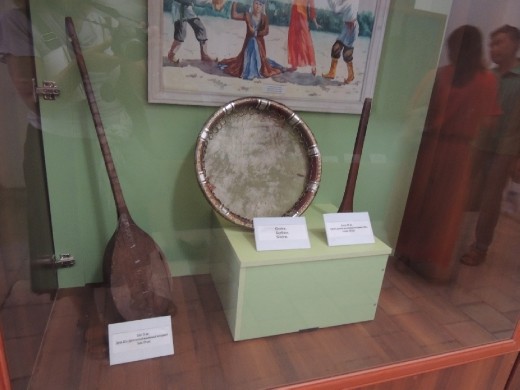 Zoroastian ritual tools