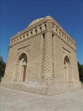 Samoniy Mausoleum 9th C : by krodin, Views[2543]