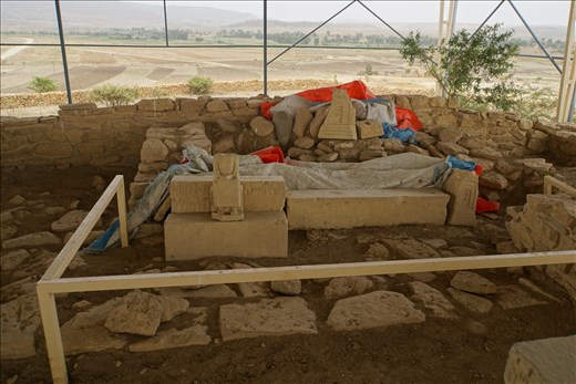 artifacts at Temple of Almaqah