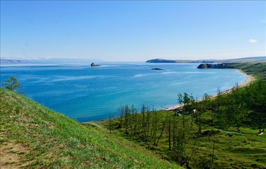 Crocodile and White Islands