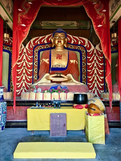 Buddha in Old Dunhuang temple