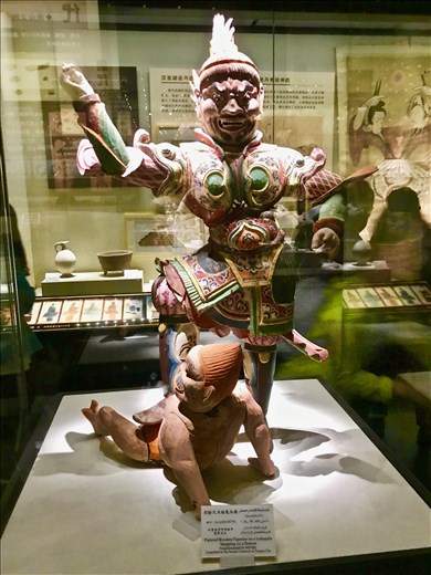 Tang Dynasty stepping on demon