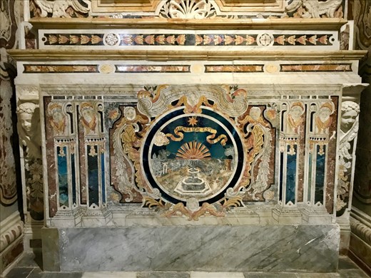 marble altar Majorana