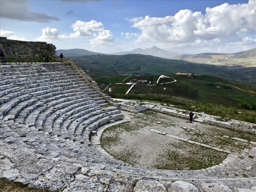 Theater, Segesta