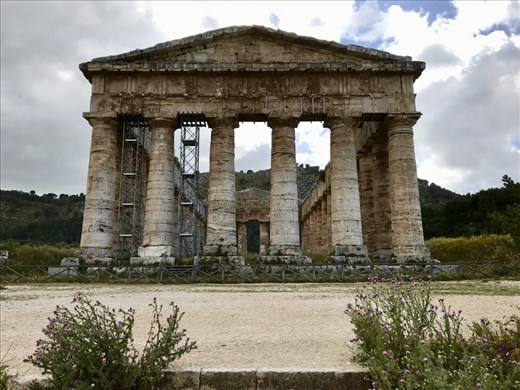 Segesta Temple